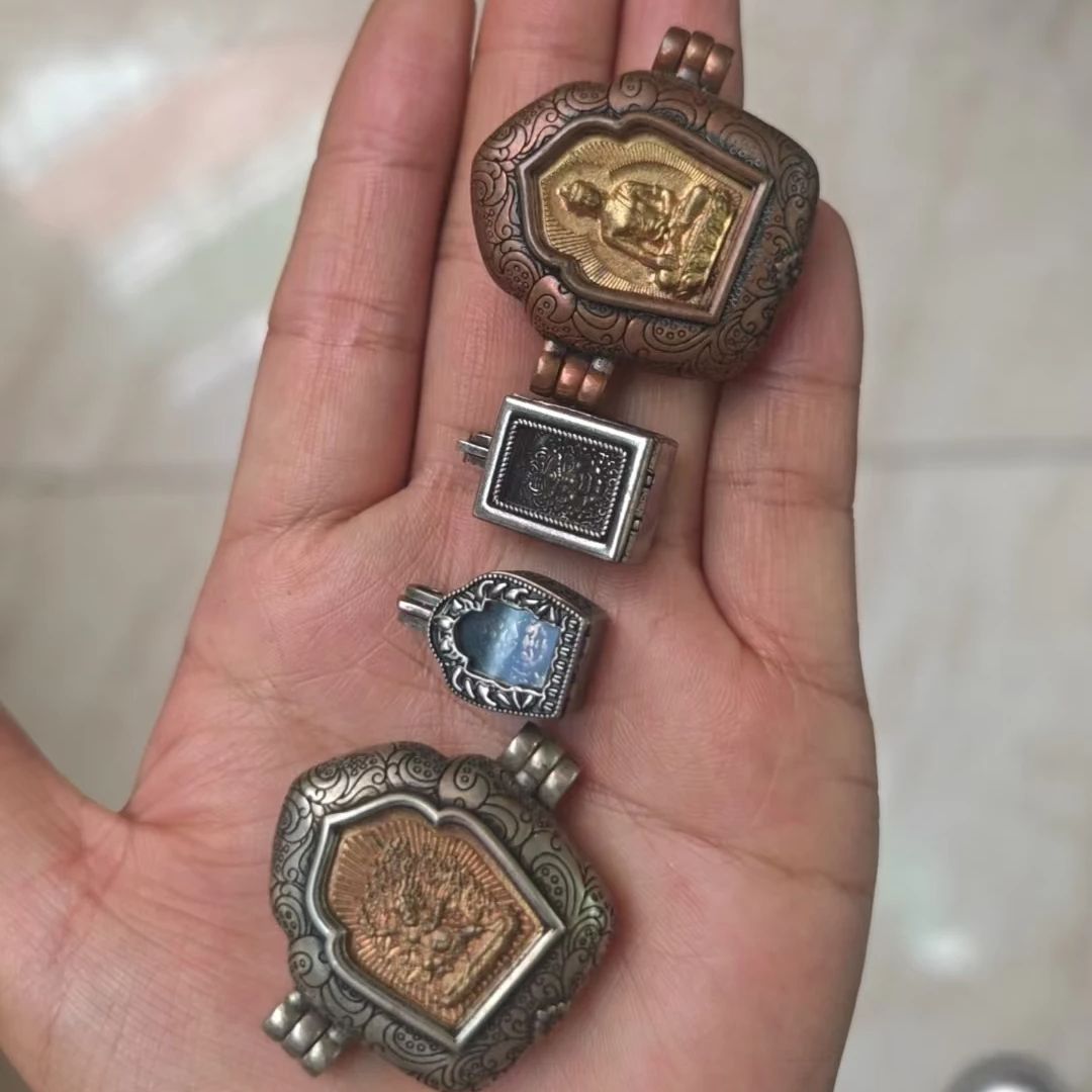 Ethnic Fashion Boutique - 10 ชิ้น/ล็อตทั่วไปทองแดงบูติกองค์ประกอบทิเบตจี้พันปี Amulet Relic ซ้ายจากพุทธศาสนาเก่าวัตถุ