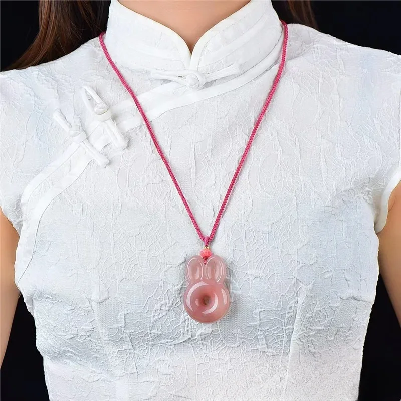 จี้กระต่ายหยกไหมทองธรรมชาติขาย - Ethnic Fashion Boutique บทวิจารณ์และราคา