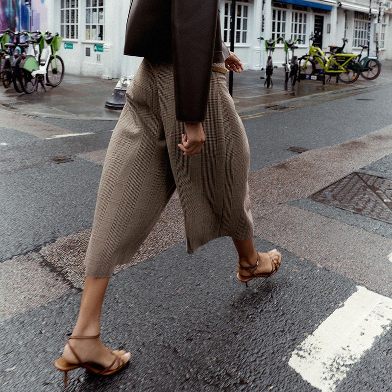 กางเกงขายาวลายสก็อตเอวสูงทรงหล - Ethnic Clothing & Online Fashion Store Khaadi Uk บทวิจารณ์และราคา